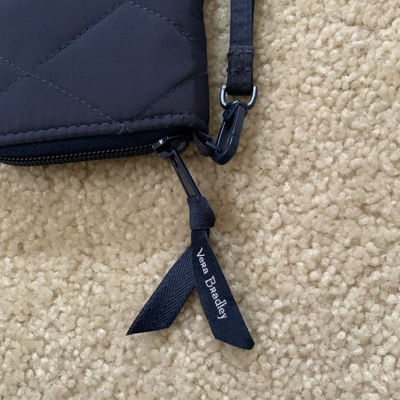 Vera Bradley Blue Quilted Wallet/Wristlet - NWOT - Picture 8 of 17